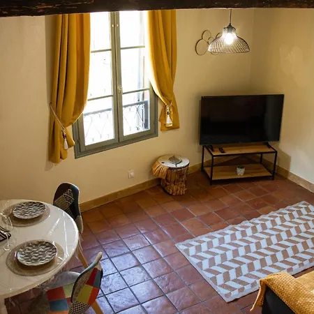 Apartment Columna Historya 1