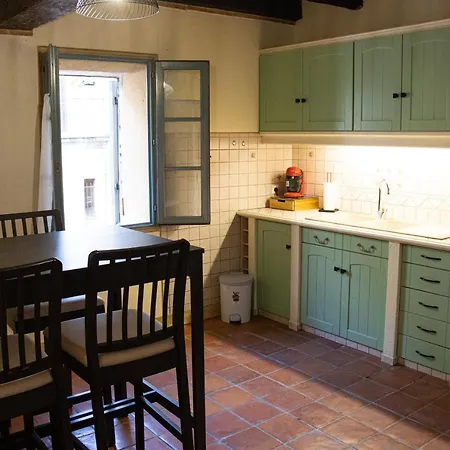 Apartment Columna Historya 1 *